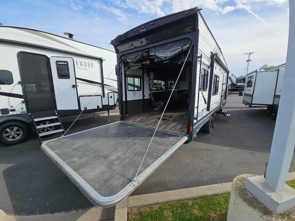 2019 Forest River 2019 Forest River Stealth - thumbnail 2