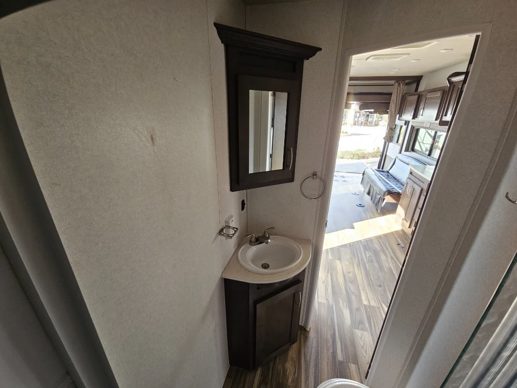 2019 Forest River 2019 Forest River Stealth - thumbnail 37