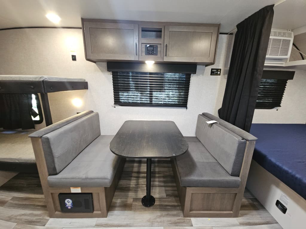 2025 Jayco 2025 Jayco Jay Flight SLX - thumbnail 11