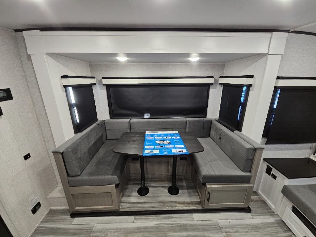 2025 Jayco 2025 Jayco Jay Feather - thumbnail 12