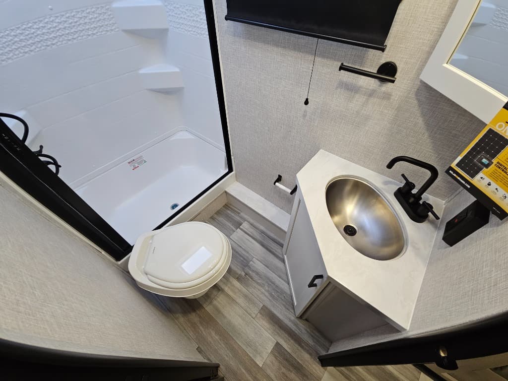 2025 Jayco 2025 Jayco Jay Feather - thumbnail 18