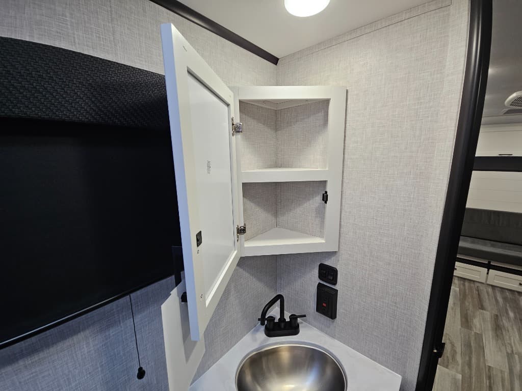 2025 Jayco 2025 Jayco Jay Feather - thumbnail 22