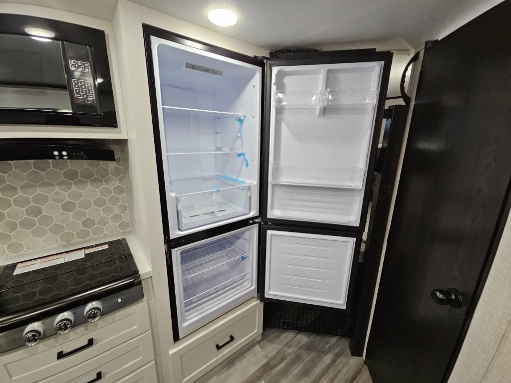 2025 Jayco 2025 Jayco Jay Feather - thumbnail 28