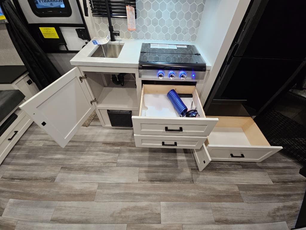 2025 Jayco 2025 Jayco Jay Feather - thumbnail 34