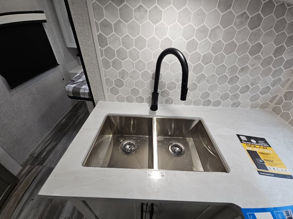 2025 Jayco 2025 Jayco Jay Feather - thumbnail 22