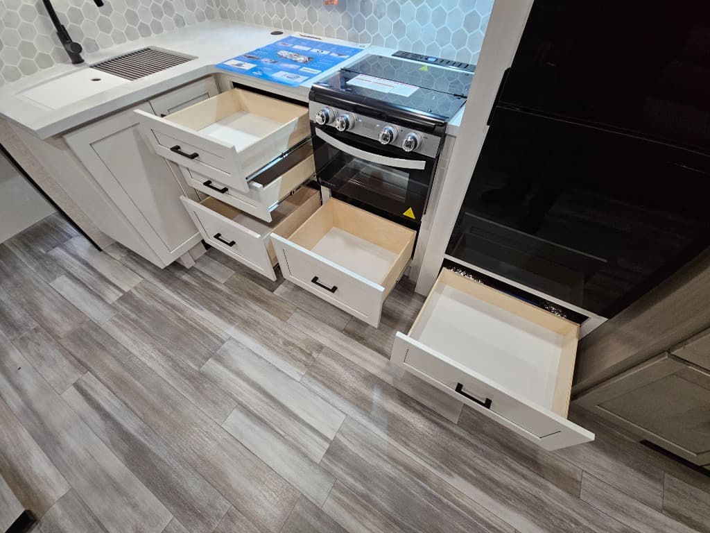 2025 Jayco 2025 Jayco Jay Feather - thumbnail 28