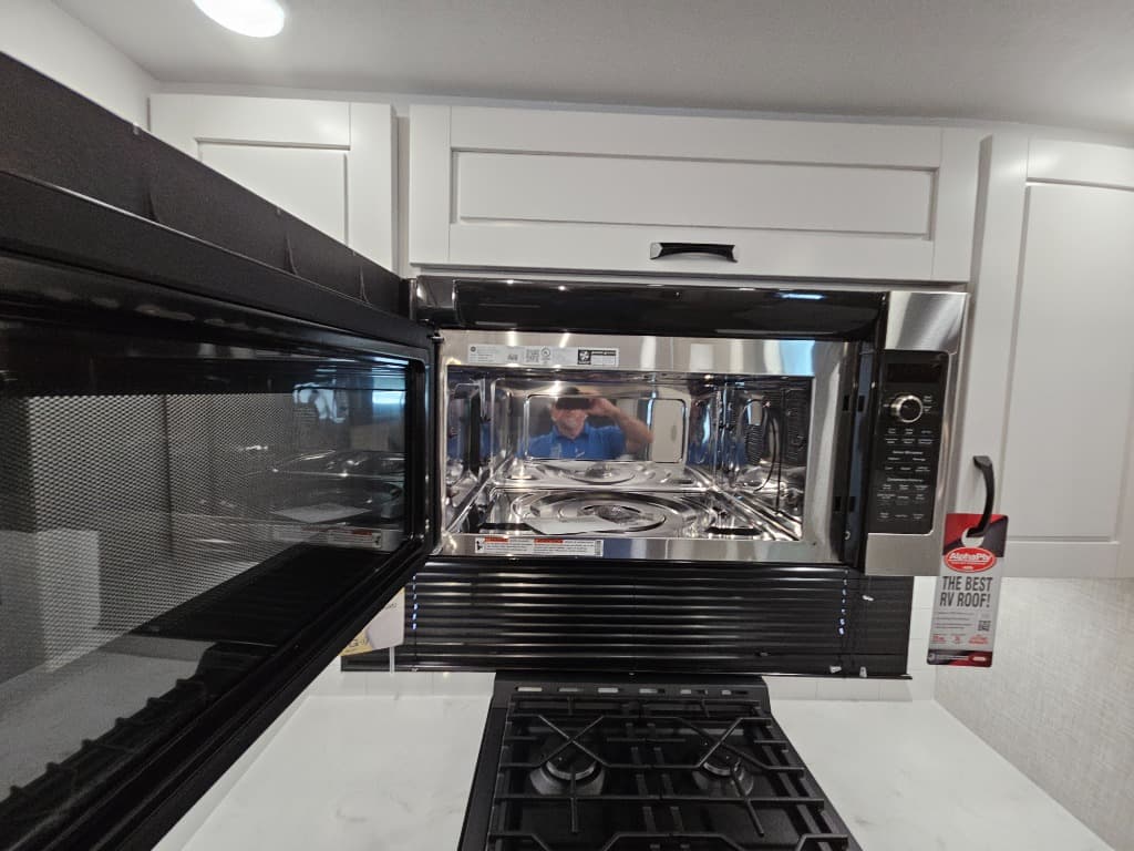 2025 Jayco 2025 Jayco North Point - thumbnail 9