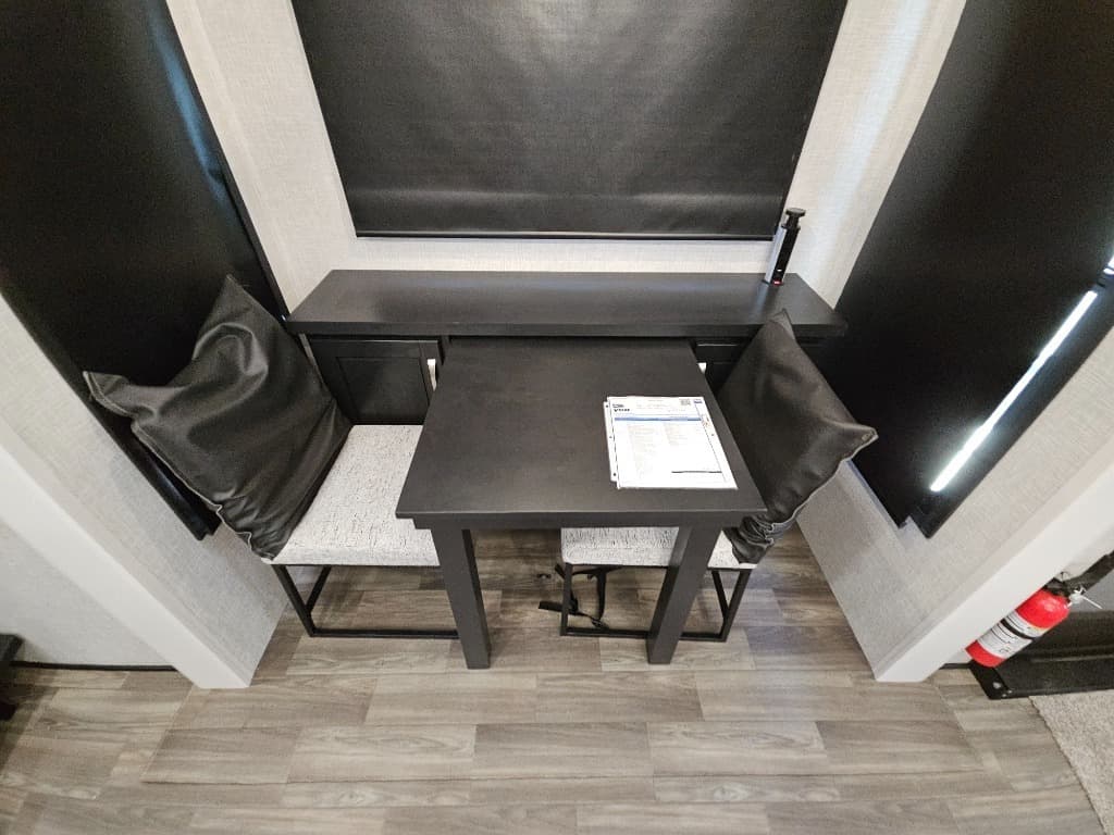 2025 Jayco 2025 Jayco North Point - thumbnail 33