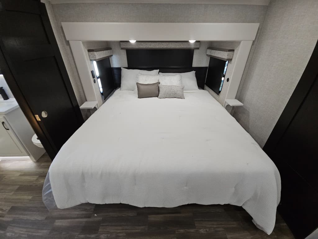 2025 Jayco 2025 Jayco North Point - thumbnail 42