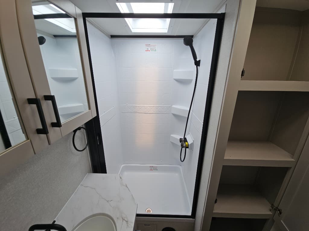 2026 Jayco 2026 Jayco Jay Feather - thumbnail 35