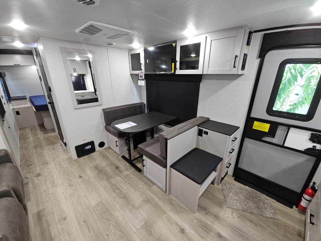 2026 Jayco 2026 Jayco Jay Feather - thumbnail 6