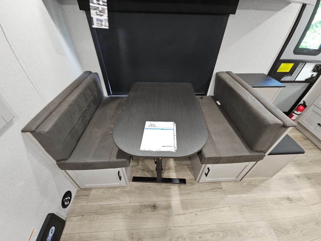 2026 Jayco 2026 Jayco Jay Feather - thumbnail 9