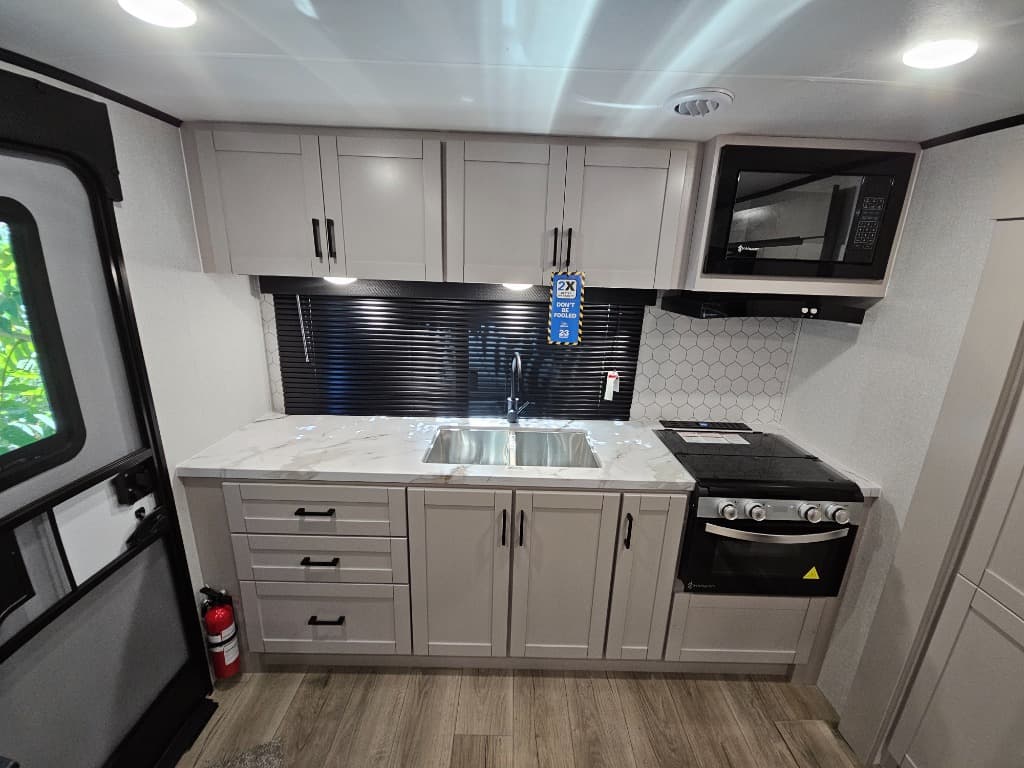 2026 Jayco 2026 Jayco Jay Feather - thumbnail 13