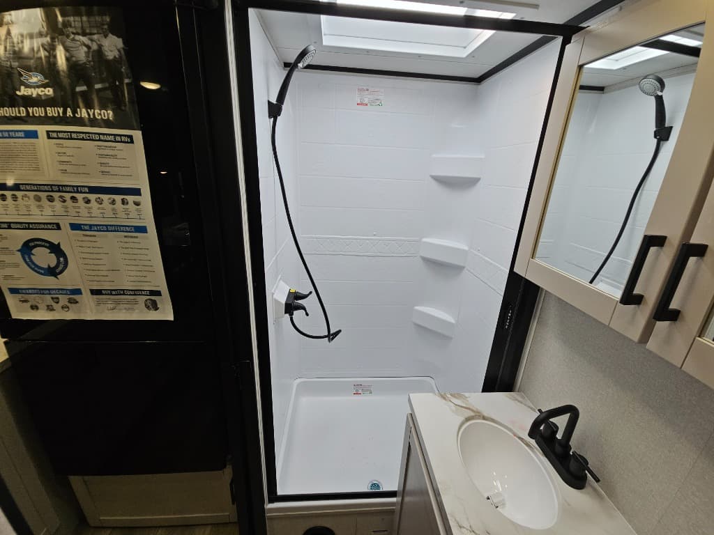 2026 Jayco 2026 Jayco Jay Feather - thumbnail 33