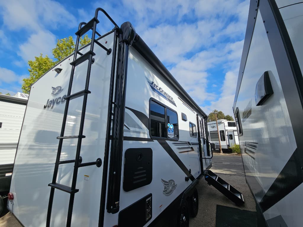 2026 Jayco 2026 Jayco Jay Feather - thumbnail 50