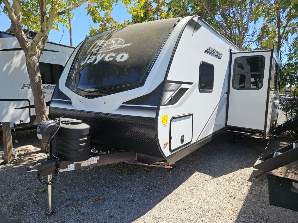 2026 Jayco 2026 Jayco Jay Feather - thumbnail 3