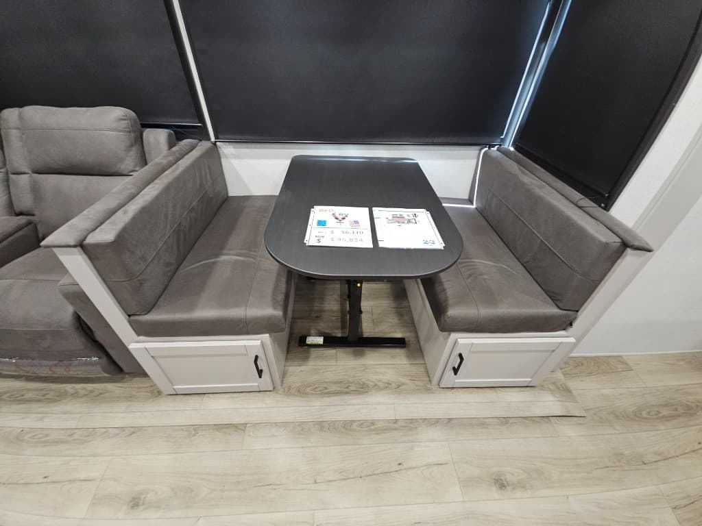 2026 Jayco 2026 Jayco Jay Feather - thumbnail 9