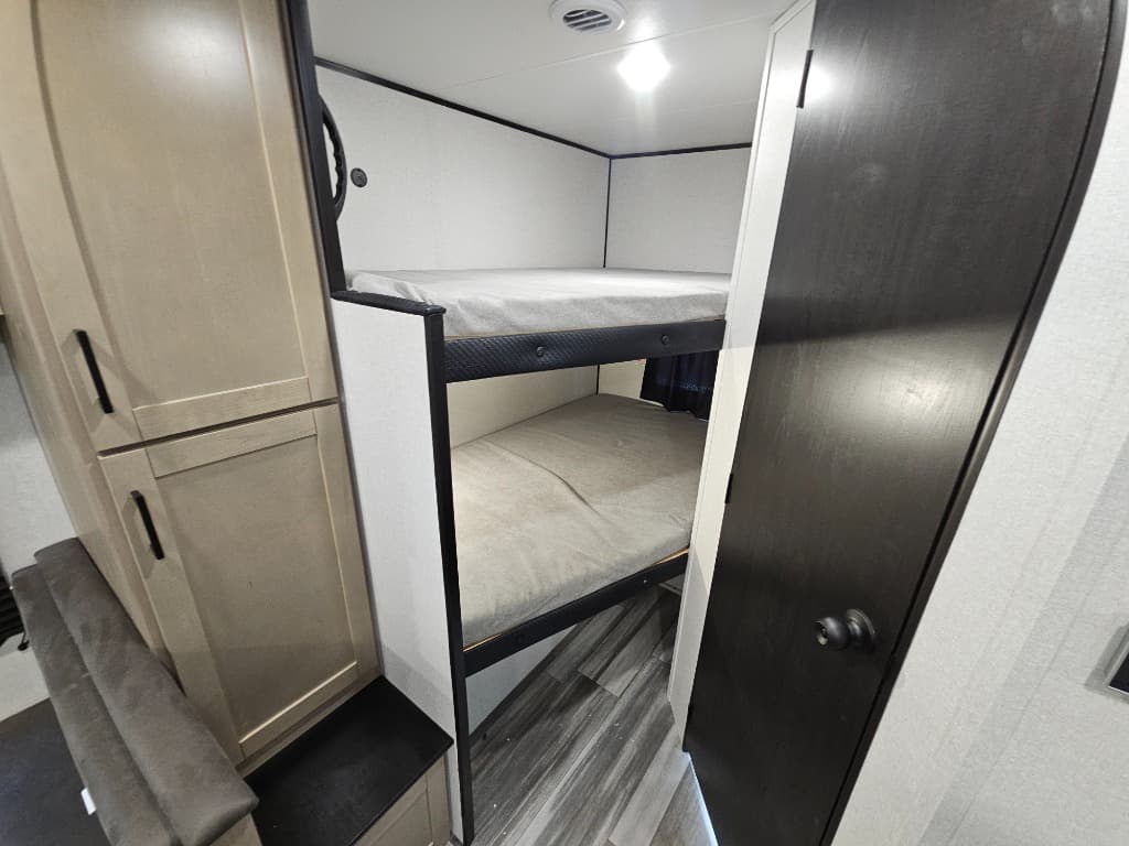 2026 Jayco 2026 Jayco Jay Flight SLX - thumbnail 14