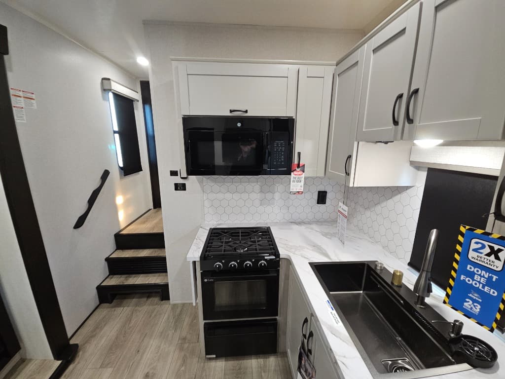 2026 Jayco 2026 Jayco Seismic - thumbnail 16