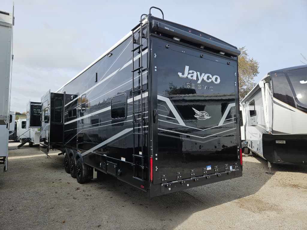 2026 Jayco 2026 Jayco Seismic - thumbnail 5