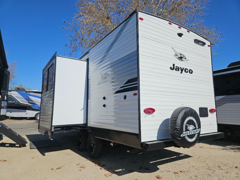 2026 Jayco 2026 Jayco Jay Flight SLX - thumbnail 6