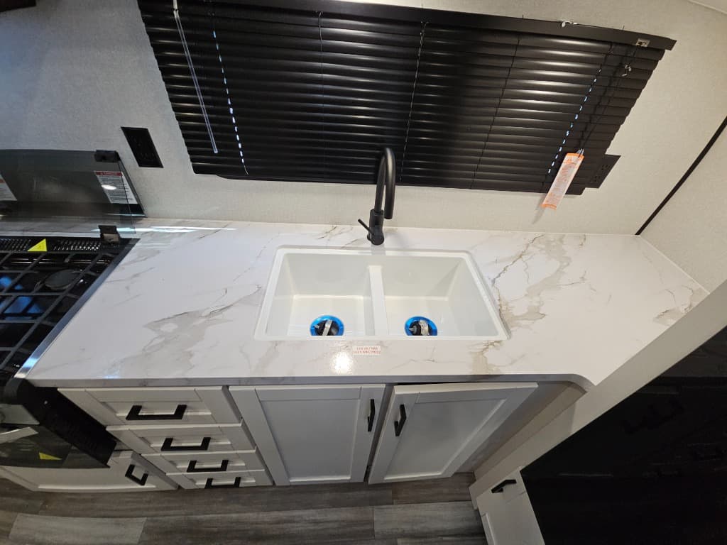 2026 Jayco 2026 Jayco Jay Flight SLX - thumbnail 37