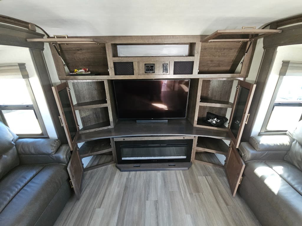 2022 Alliance RV 2022 Alliance RV Paradigm - thumbnail 27