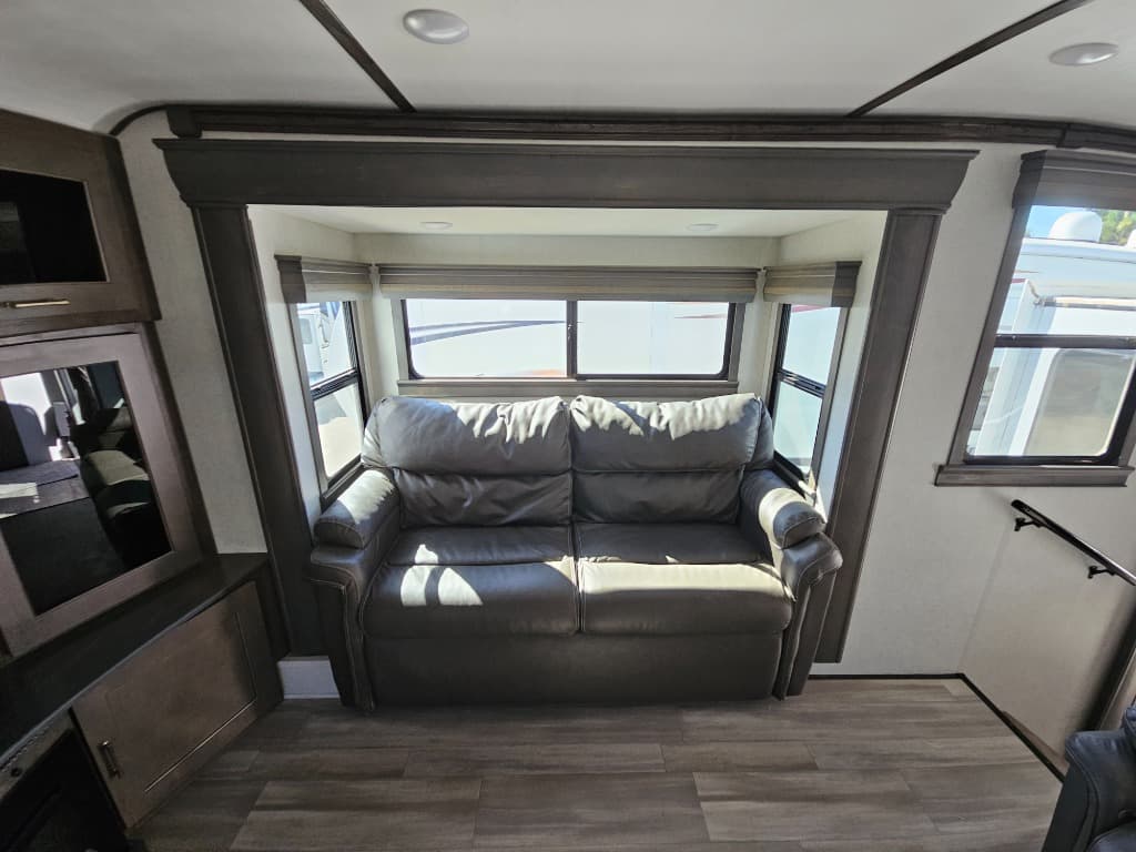 2022 Alliance RV 2022 Alliance RV Paradigm - thumbnail 28