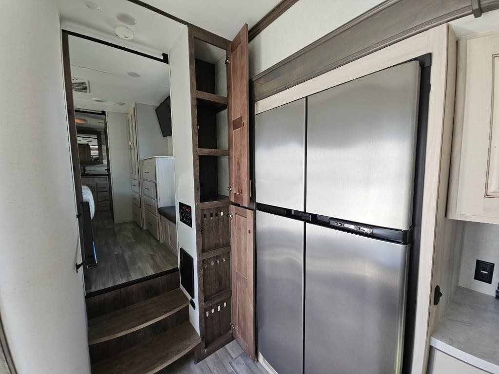 2022 Alliance RV 2022 Alliance RV Paradigm - thumbnail 31