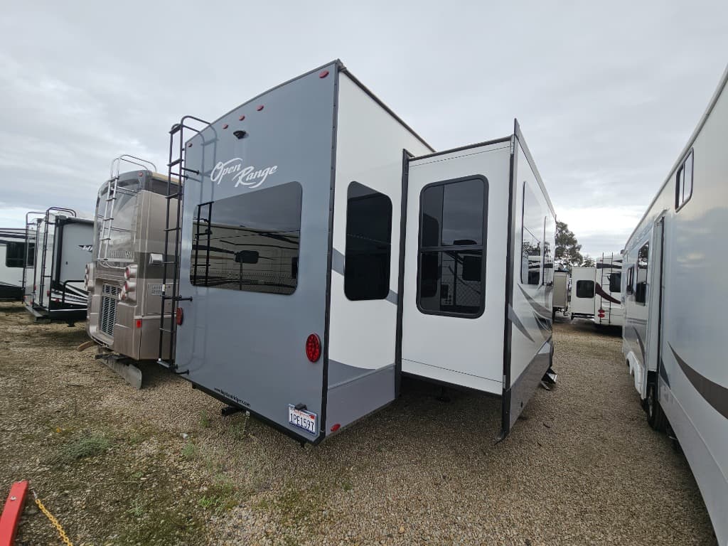 2022 Highland Ridge RV 2022 Highland Ridge RV Open Range - thumbnail 2