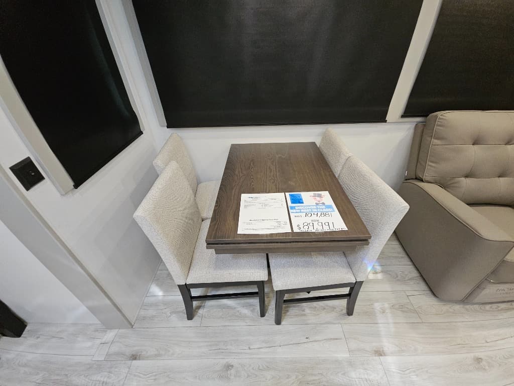 2025 Keystone RV 2025 Keystone RV Montana High Country - thumbnail 11