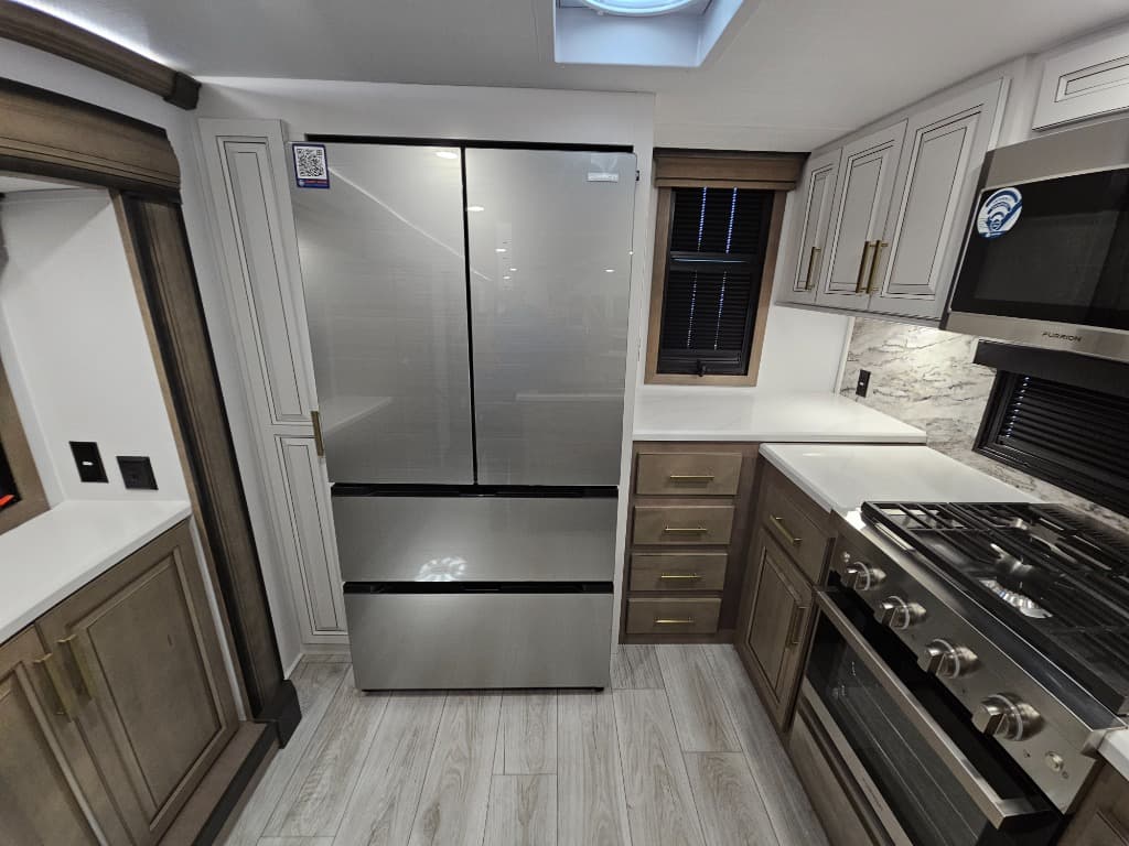 2026 Keystone RV 2026 Keystone RV Montana - thumbnail 21