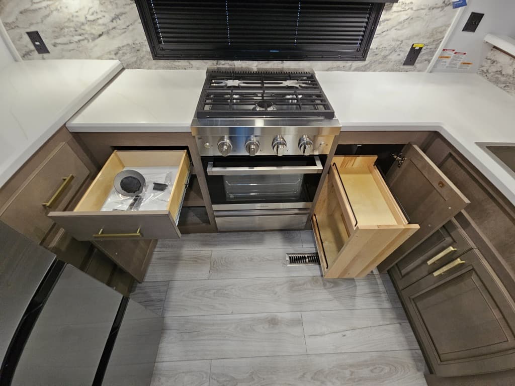 2026 Keystone RV 2026 Keystone RV Montana - thumbnail 29