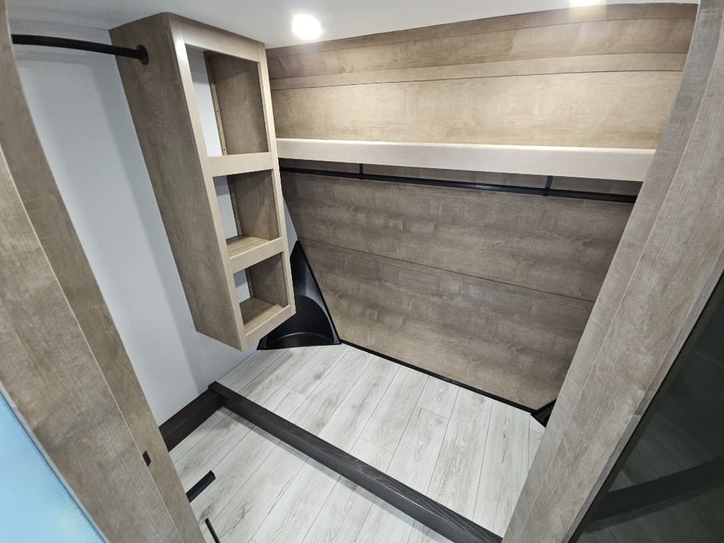 2026 Keystone RV 2026 Keystone RV Montana - thumbnail 50