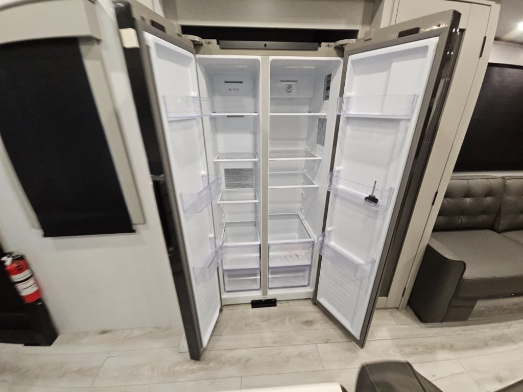 2026 Keystone RV 2026 Keystone RV Montana High Country - thumbnail 10