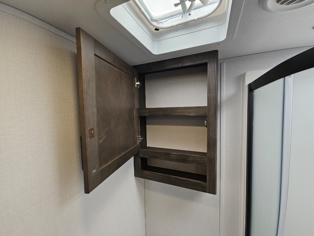 2026 Keystone RV 2026 Keystone RV Montana High Country - thumbnail 39