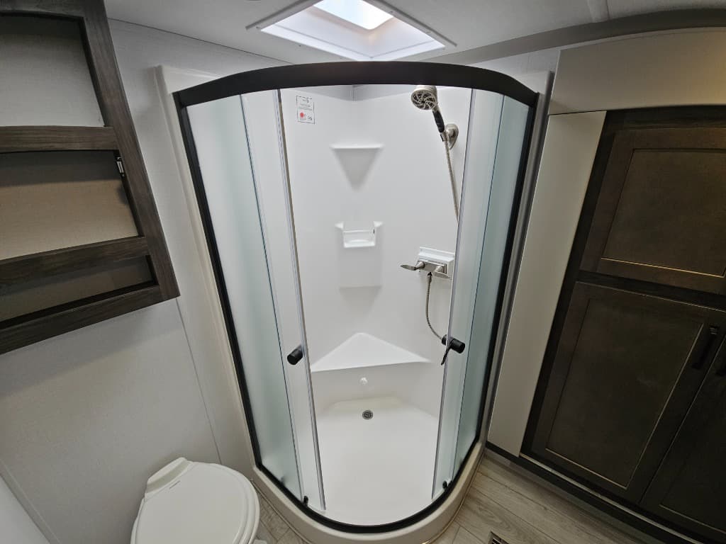 2026 Keystone RV 2026 Keystone RV Montana High Country - thumbnail 40