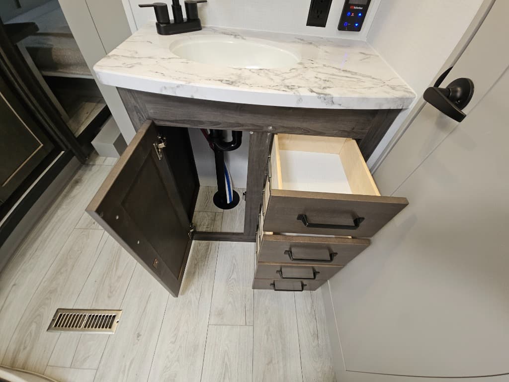 2026 Keystone RV 2026 Keystone RV Montana High Country - thumbnail 45