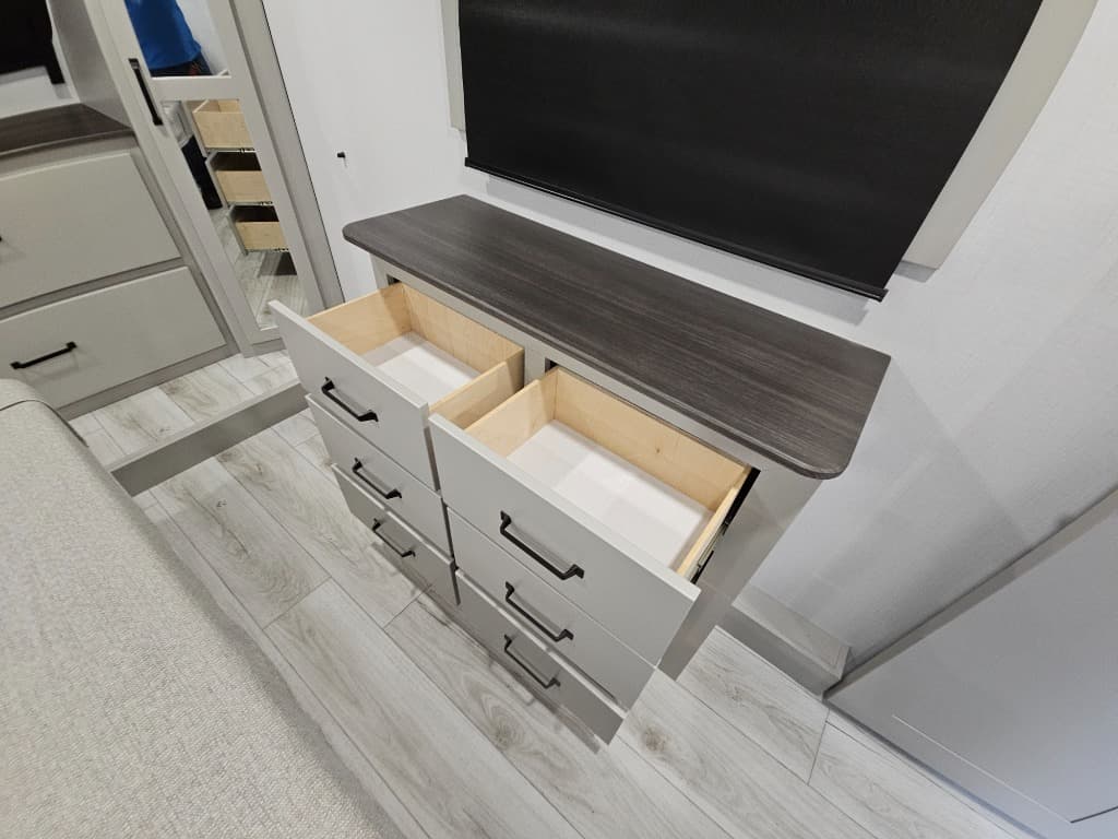 2026 Keystone RV 2026 Keystone RV Montana High Country - thumbnail 52