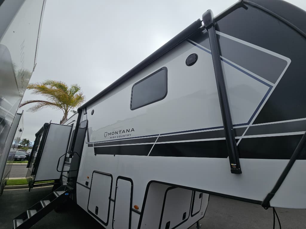 2026 Keystone RV 2026 Keystone RV Montana High Country - thumbnail 58