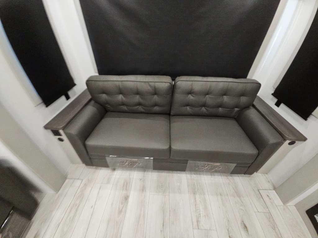 2026 Keystone RV 2026 Keystone RV Montana High Country - thumbnail 16