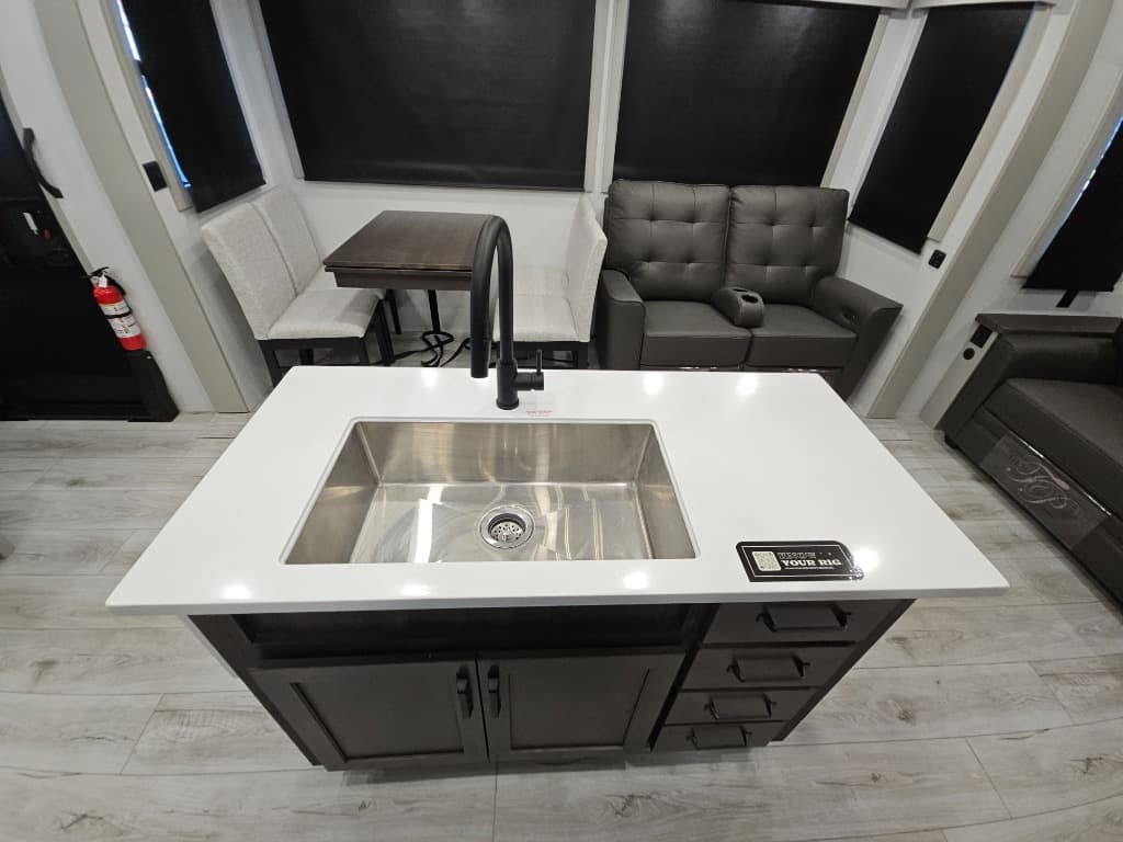 2026 Keystone RV 2026 Keystone RV Montana High Country - thumbnail 31