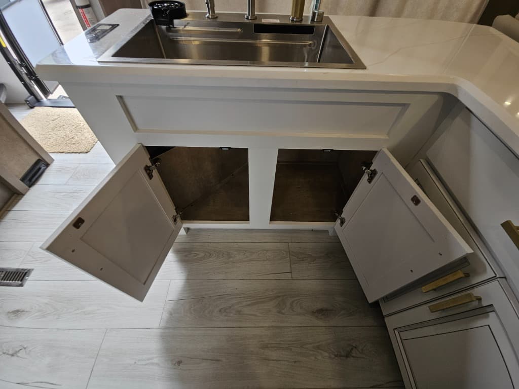 2026 Keystone RV 2026 Keystone RV Montana - thumbnail 31