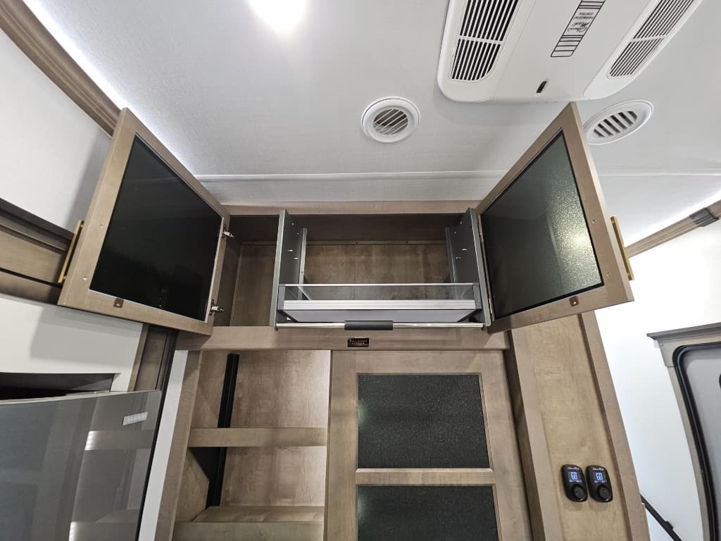 2026 Keystone RV 2026 Keystone RV Montana - thumbnail 36