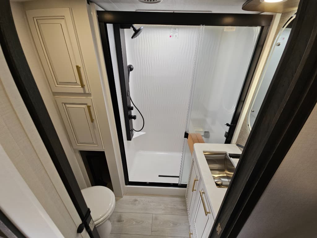 2026 Keystone RV 2026 Keystone RV Montana - thumbnail 39