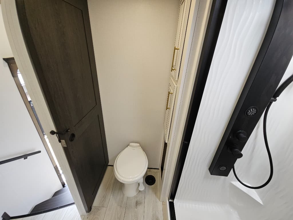 2026 Keystone RV 2026 Keystone RV Montana - thumbnail 44