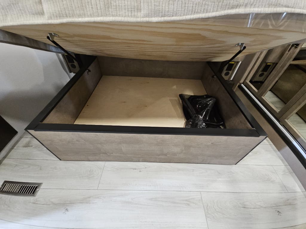 2026 Keystone RV 2026 Keystone RV Montana - thumbnail 51