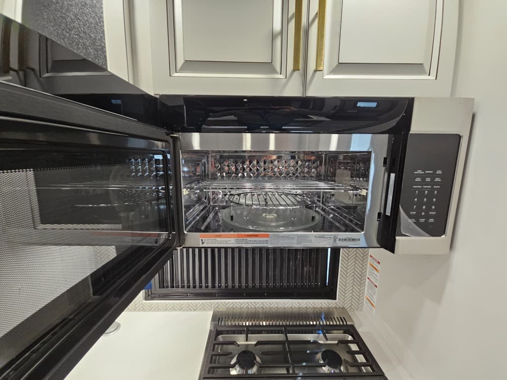 2026 Keystone RV 2026 Keystone RV Montana - thumbnail 32