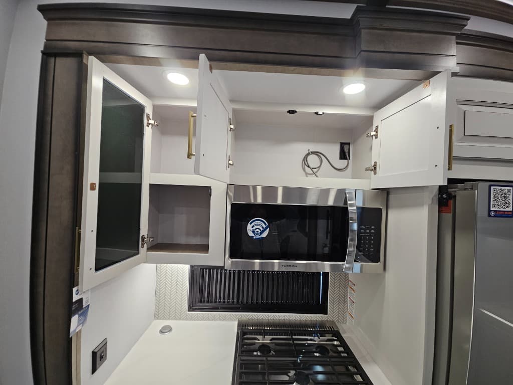 2026 Keystone RV 2026 Keystone RV Montana - thumbnail 33