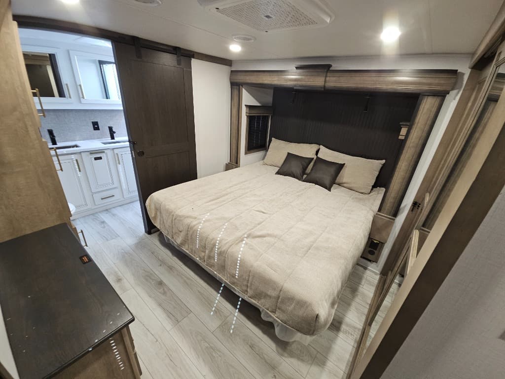 2026 Keystone RV 2026 Keystone RV Montana - thumbnail 39